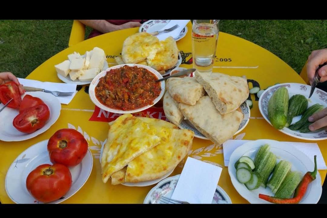 Shorena'S Homestay Tsvirmi Eksteriør bilde